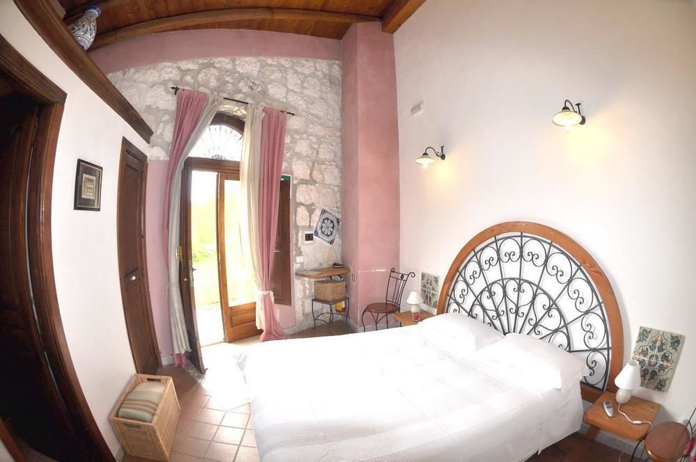 Dei Papiri Fonte Ciane